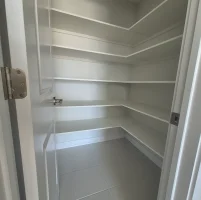 6_Walk-in Pantry.webp