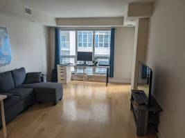 195_famliy_room.webp