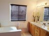 Ensuite bathroom1.JPG