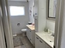 2nd floor full bathroom[3002].jpg